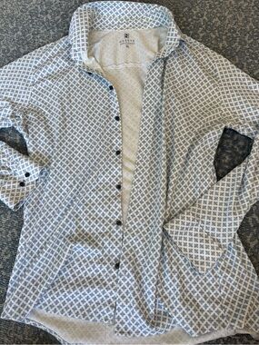 DeSoto Men’s Blue Patterned Button-Up Shirt